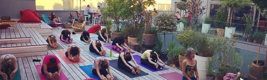 Rooftop Yoga Session am 22.06.2017 @ Ruby Marie Hotel & Bar